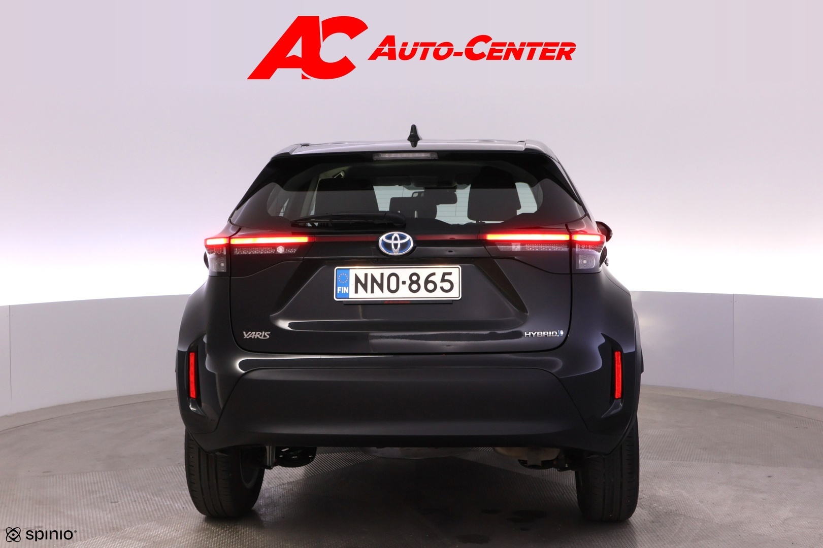TOYOTA Yaris Cross 2024