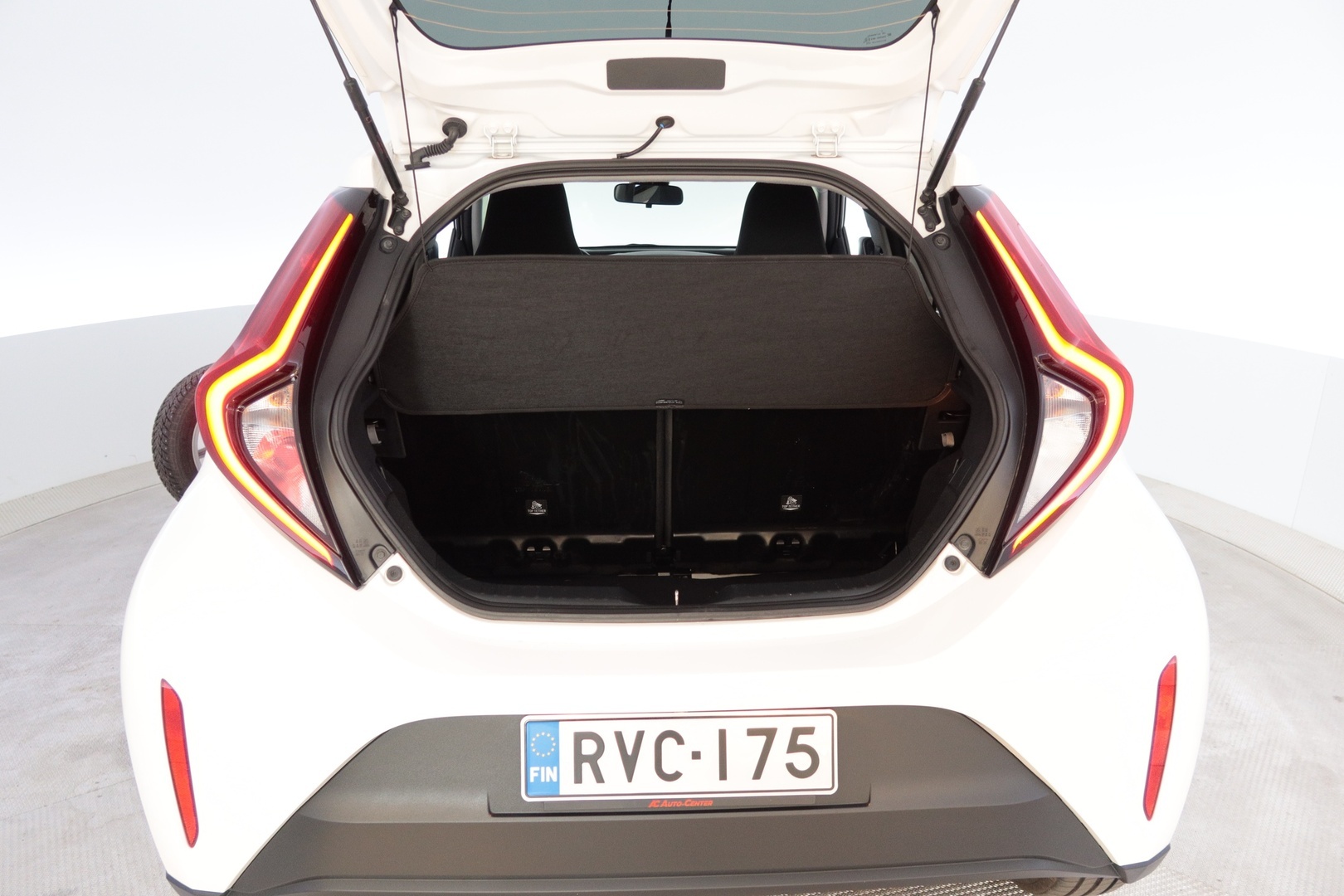 TOYOTA Aygo X 2023