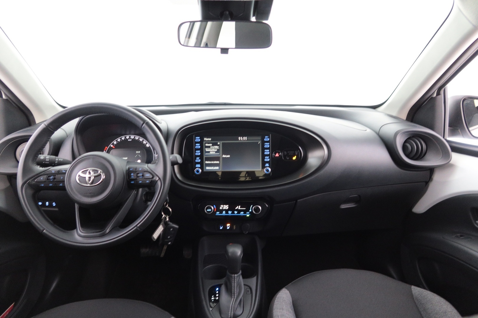 TOYOTA Aygo X 2023