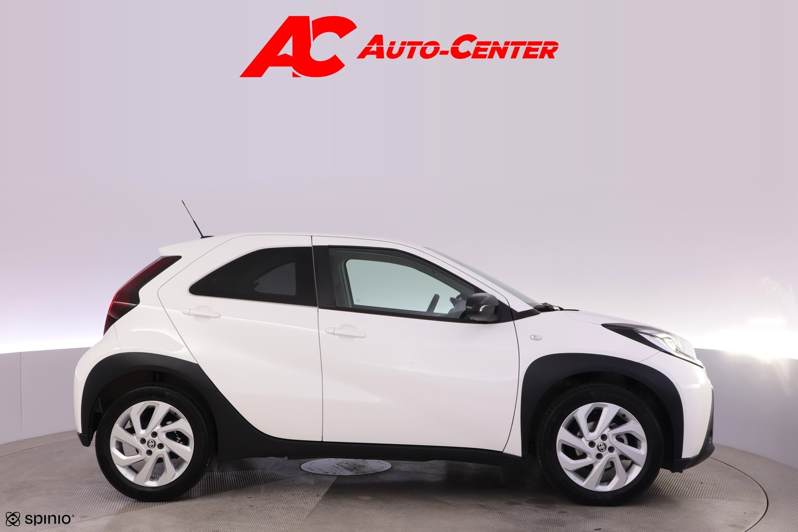 TOYOTA Aygo X 2023