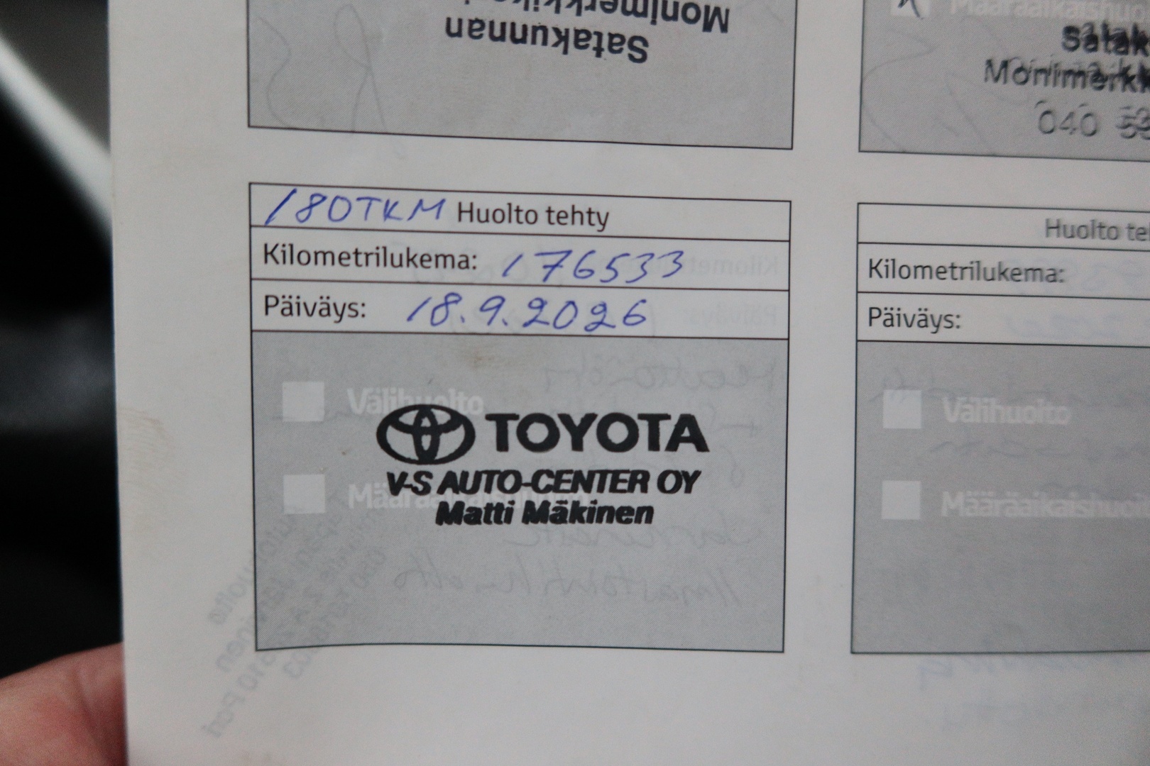 TOYOTA Avensis 2014
