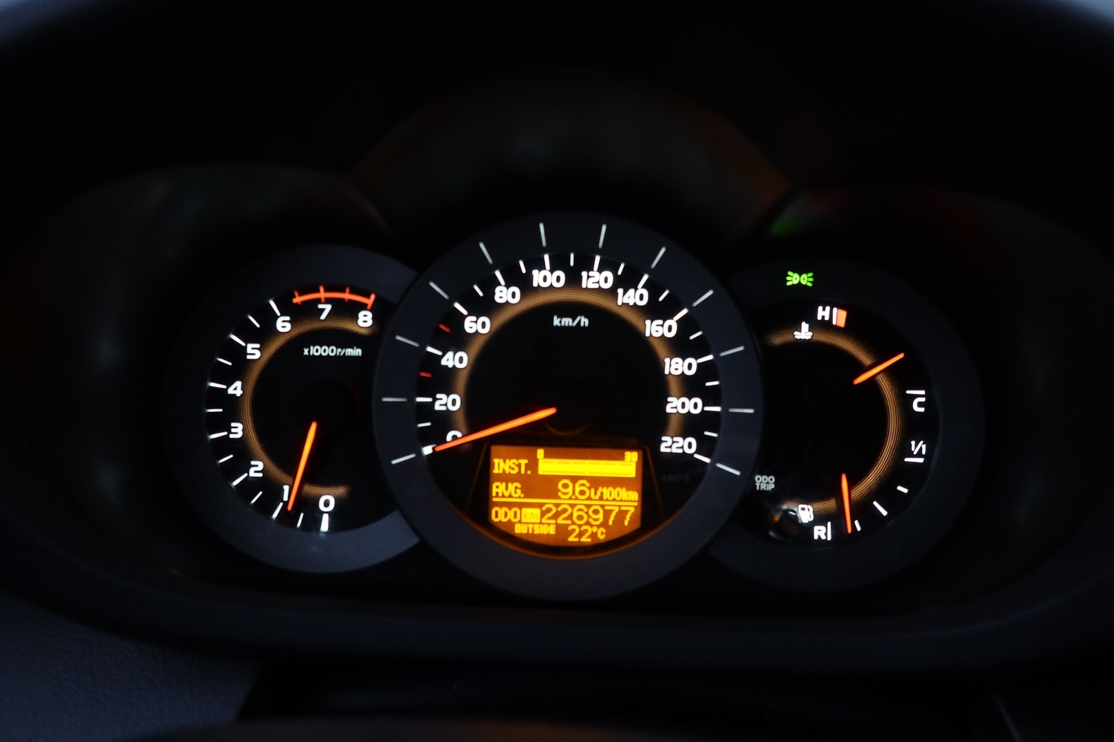 TOYOTA RAV4 2011