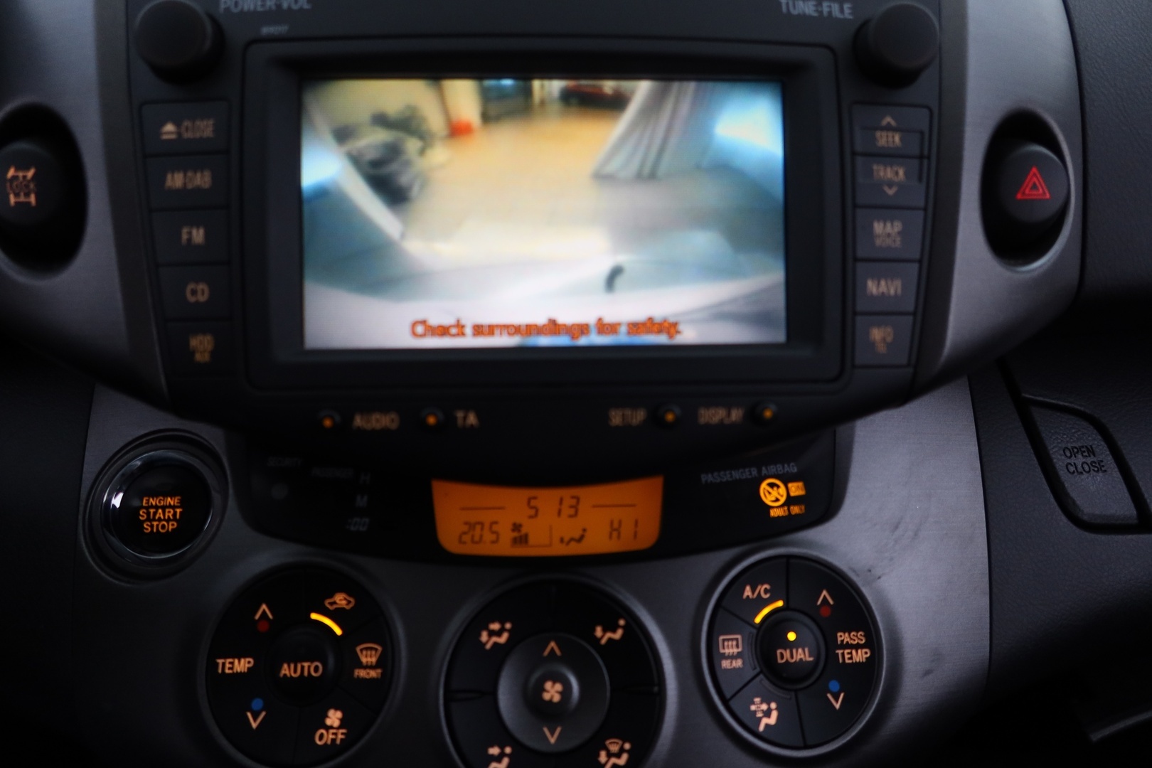 TOYOTA RAV4 2011