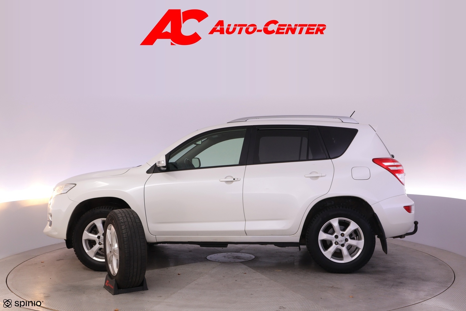 TOYOTA RAV4 2011