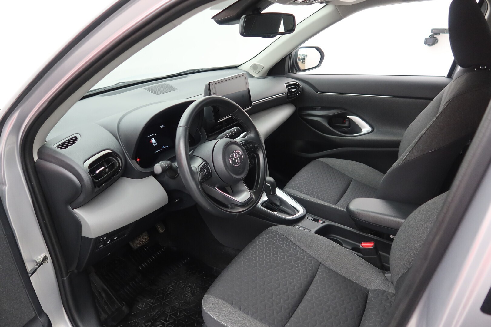 TOYOTA Yaris Cross 2022