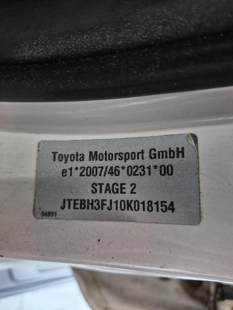 TOYOTA Land Cruiser 2010