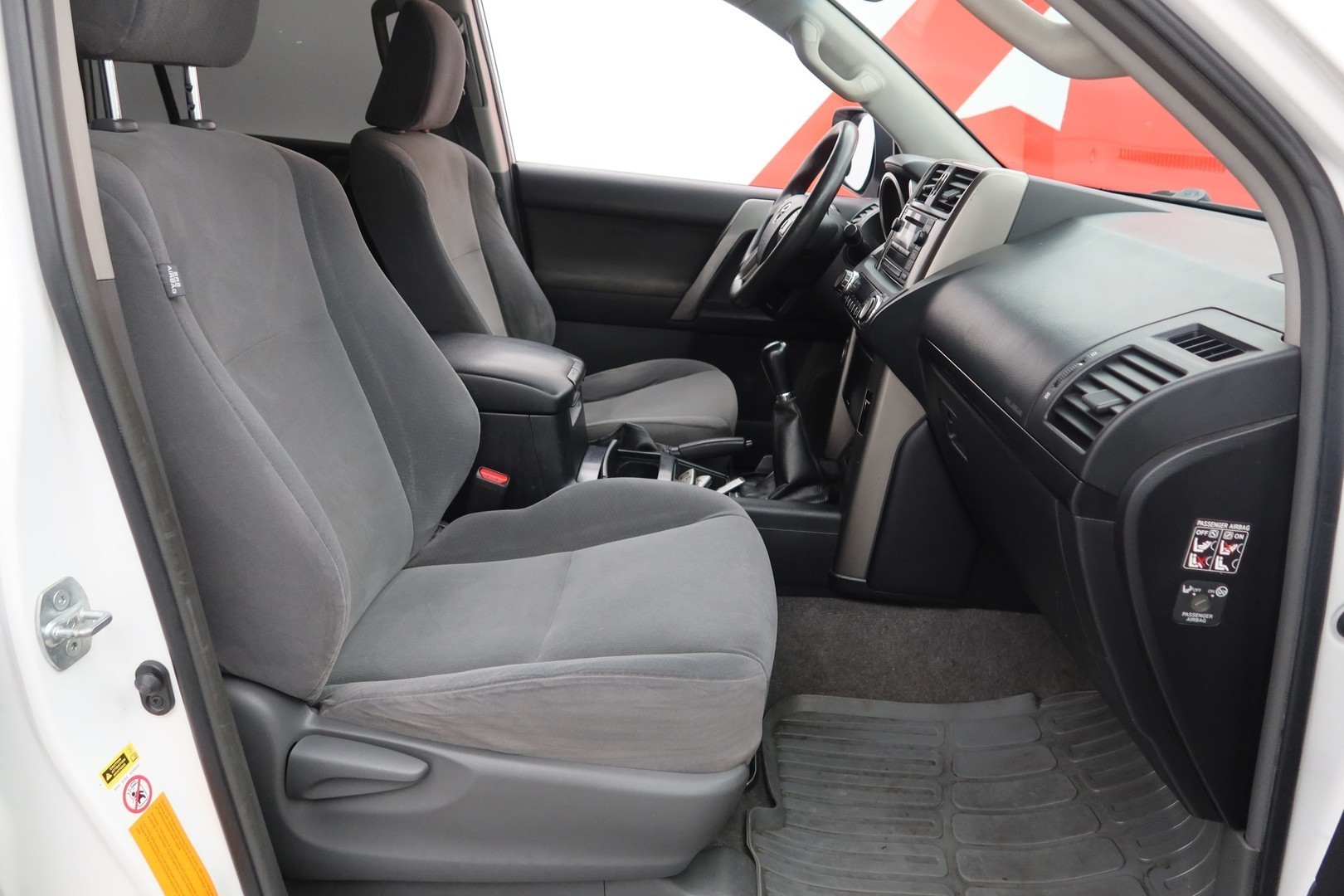 TOYOTA Land Cruiser 2010