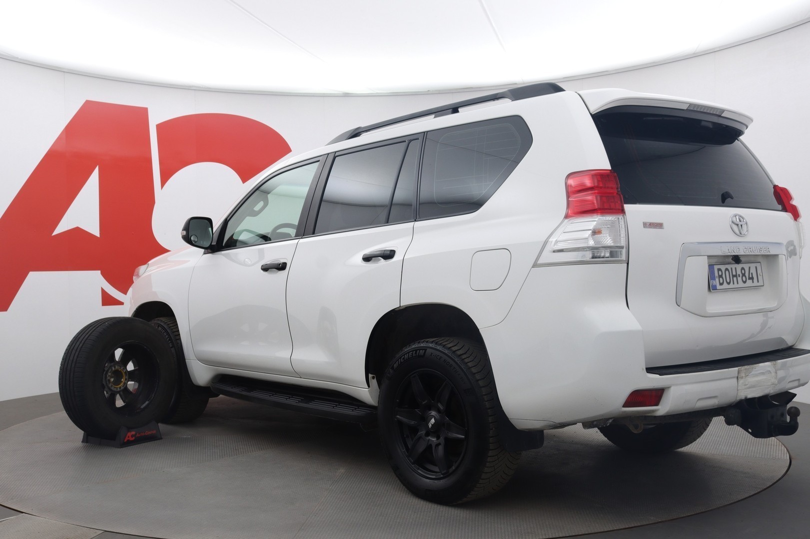 TOYOTA Land Cruiser 2010