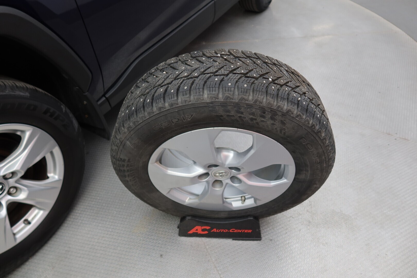 TOYOTA RAV4 2019