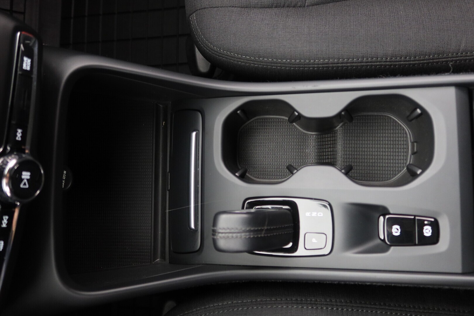 VOLVO XC40 2019