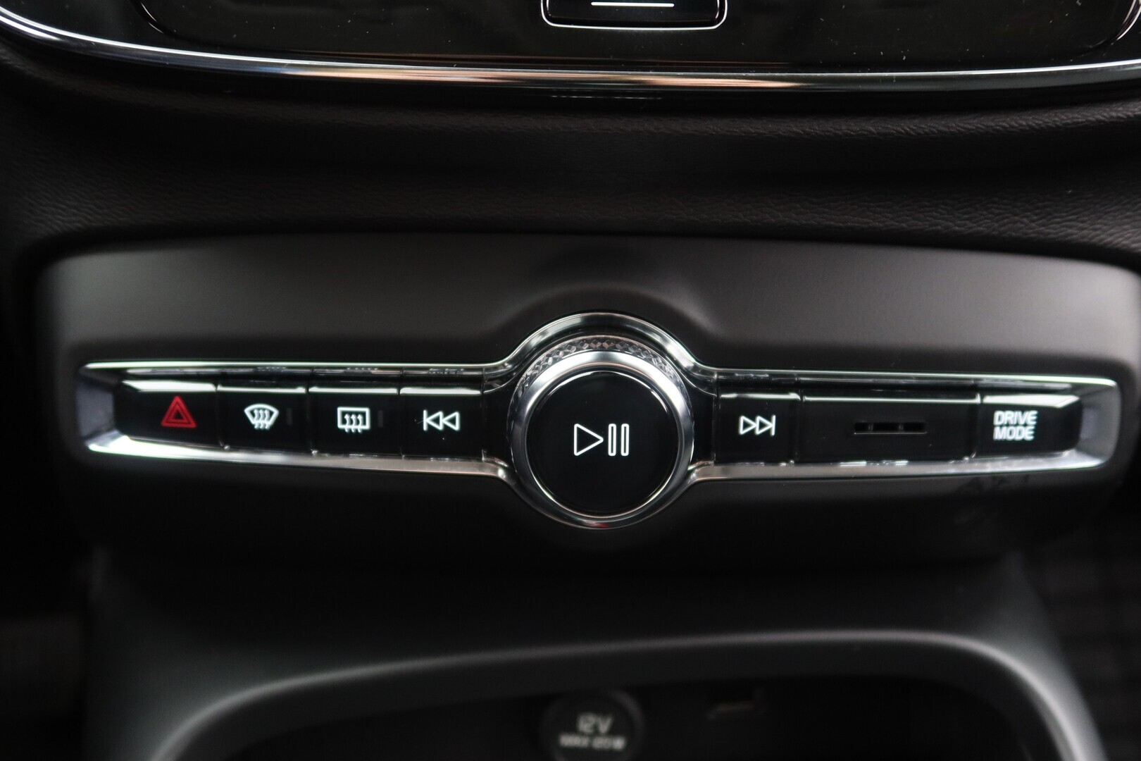 VOLVO XC40 2019