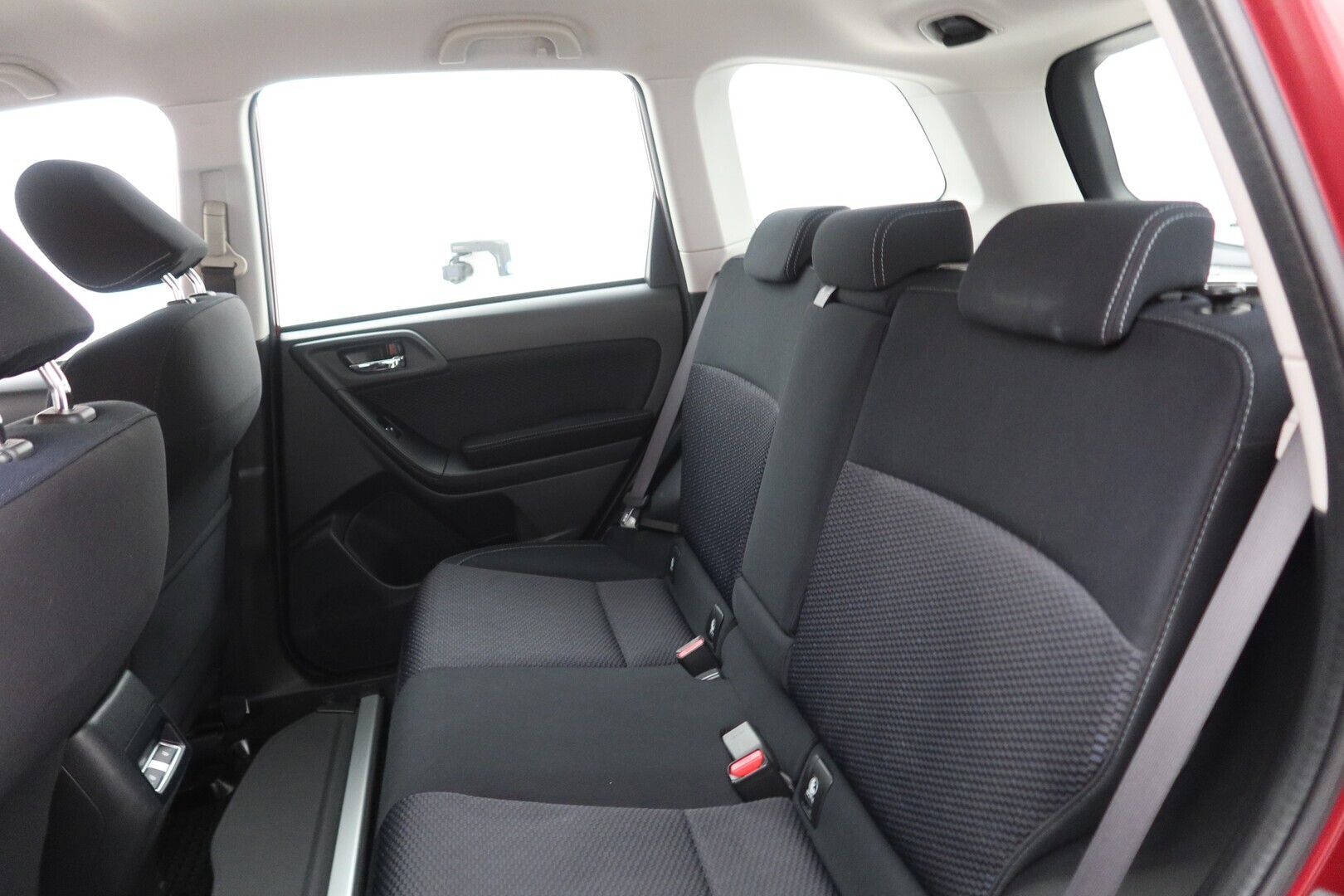 SUBARU Forester 2017