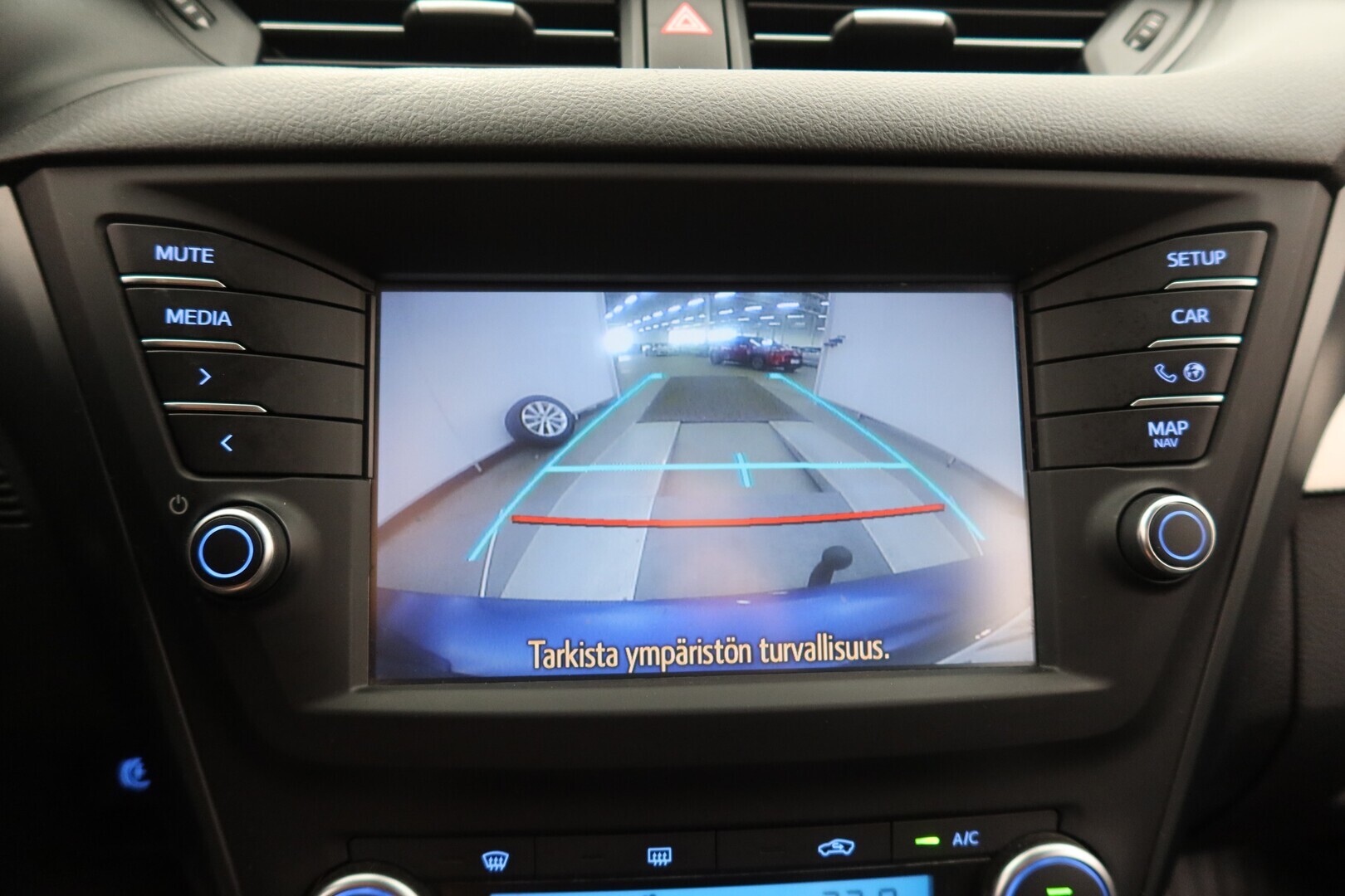 TOYOTA Avensis 2017