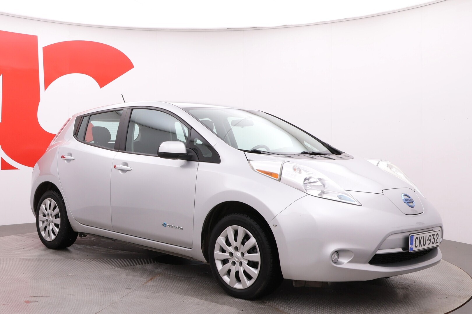 NISSAN Leaf 2014