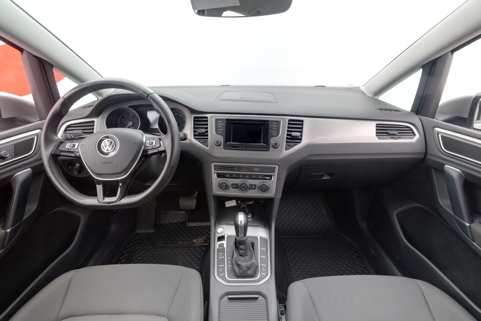VOLKSWAGEN Golf Sportsvan 2017