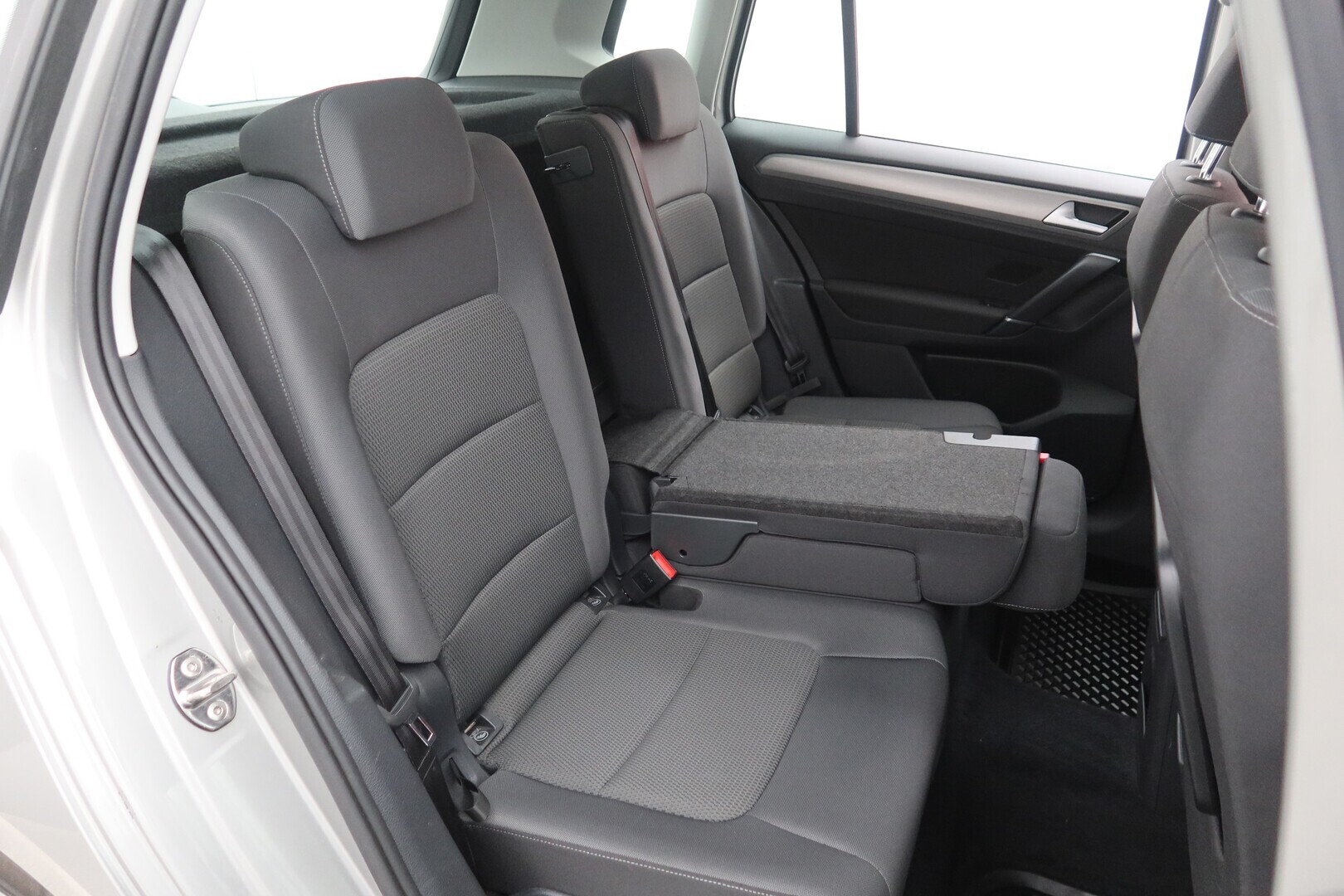 VOLKSWAGEN Golf Sportsvan 2017