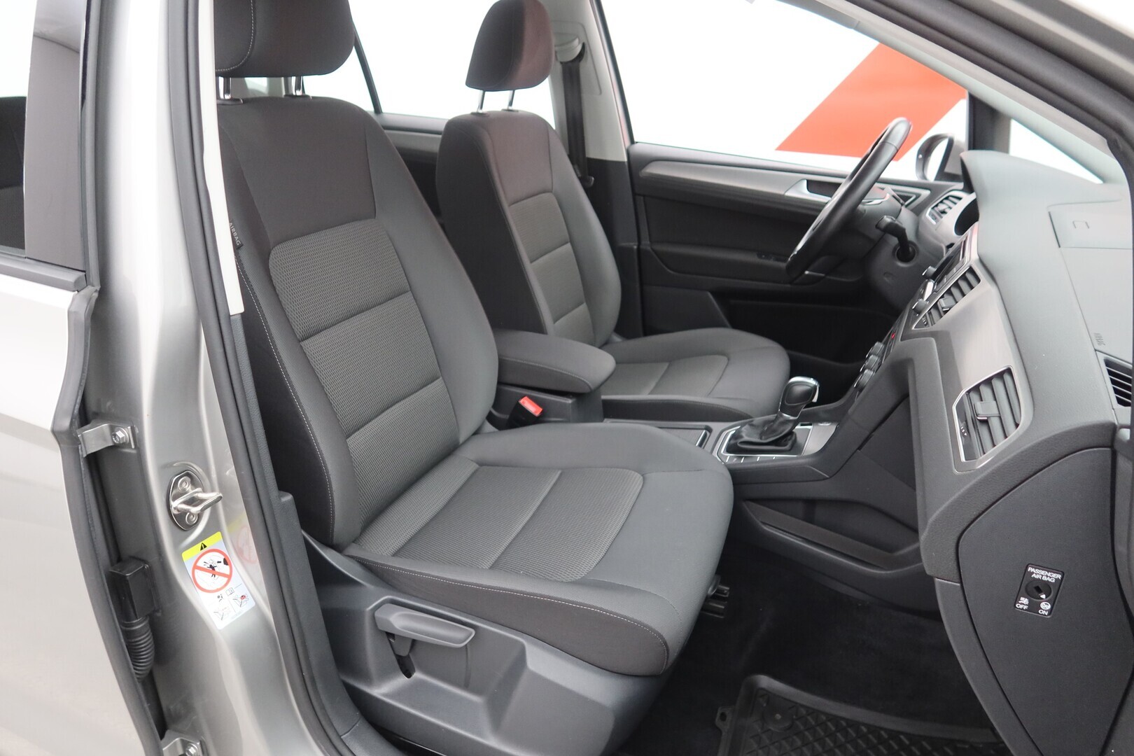 VOLKSWAGEN Golf Sportsvan 2017