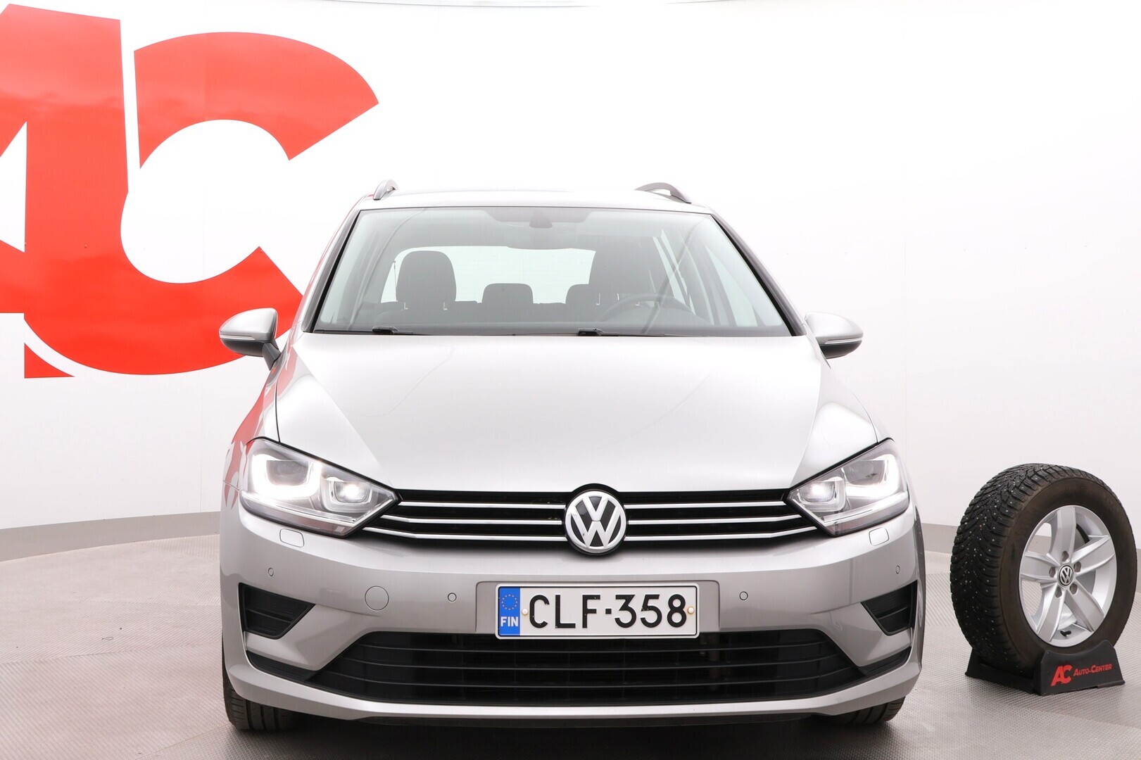 VOLKSWAGEN Golf Sportsvan 2017