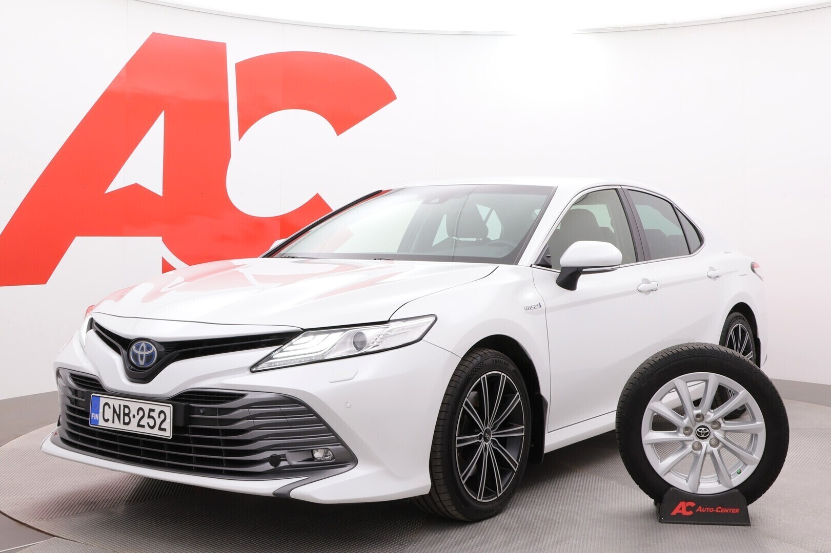 TOYOTA Camry 2019