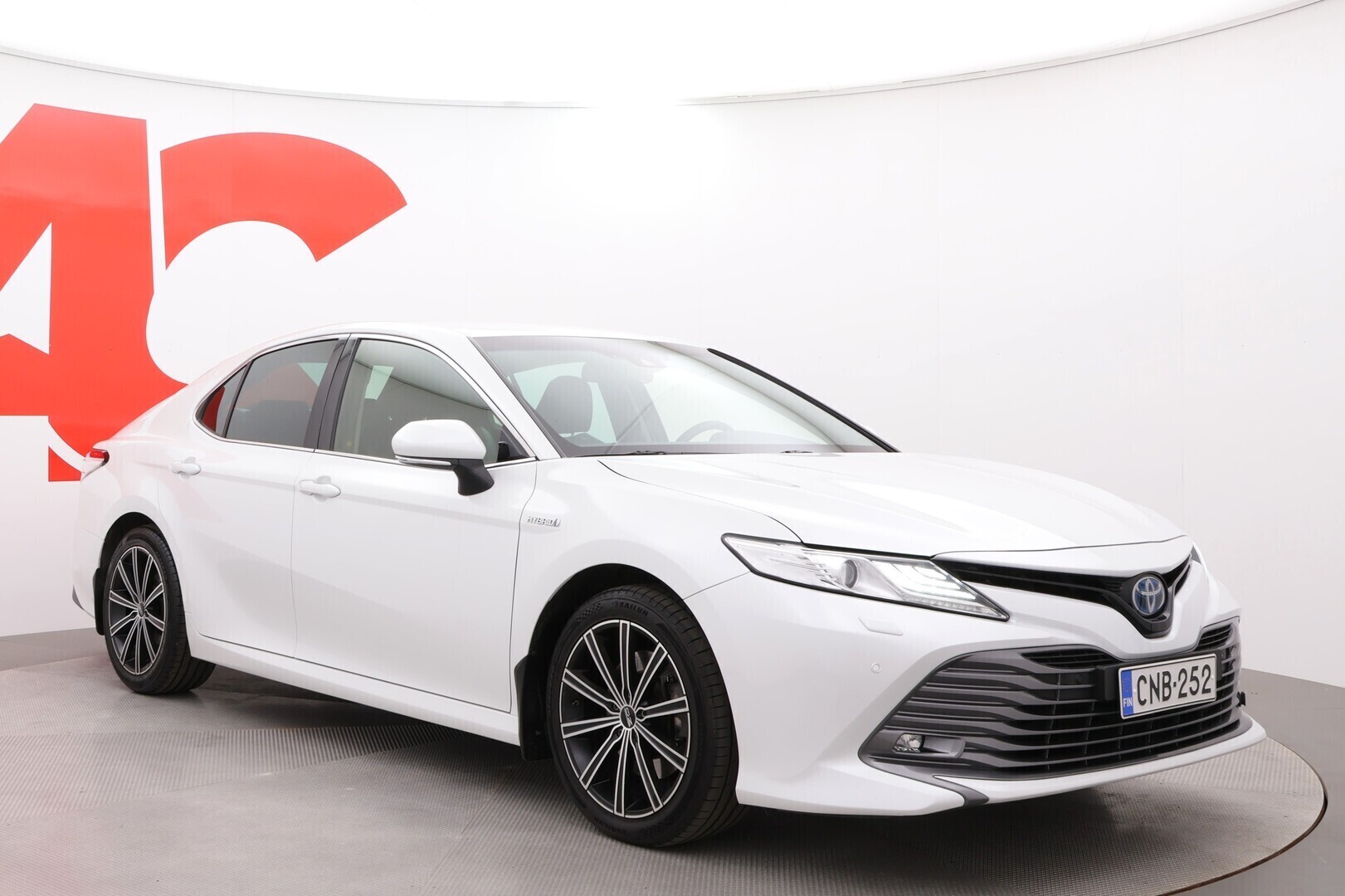 TOYOTA Camry 2019
