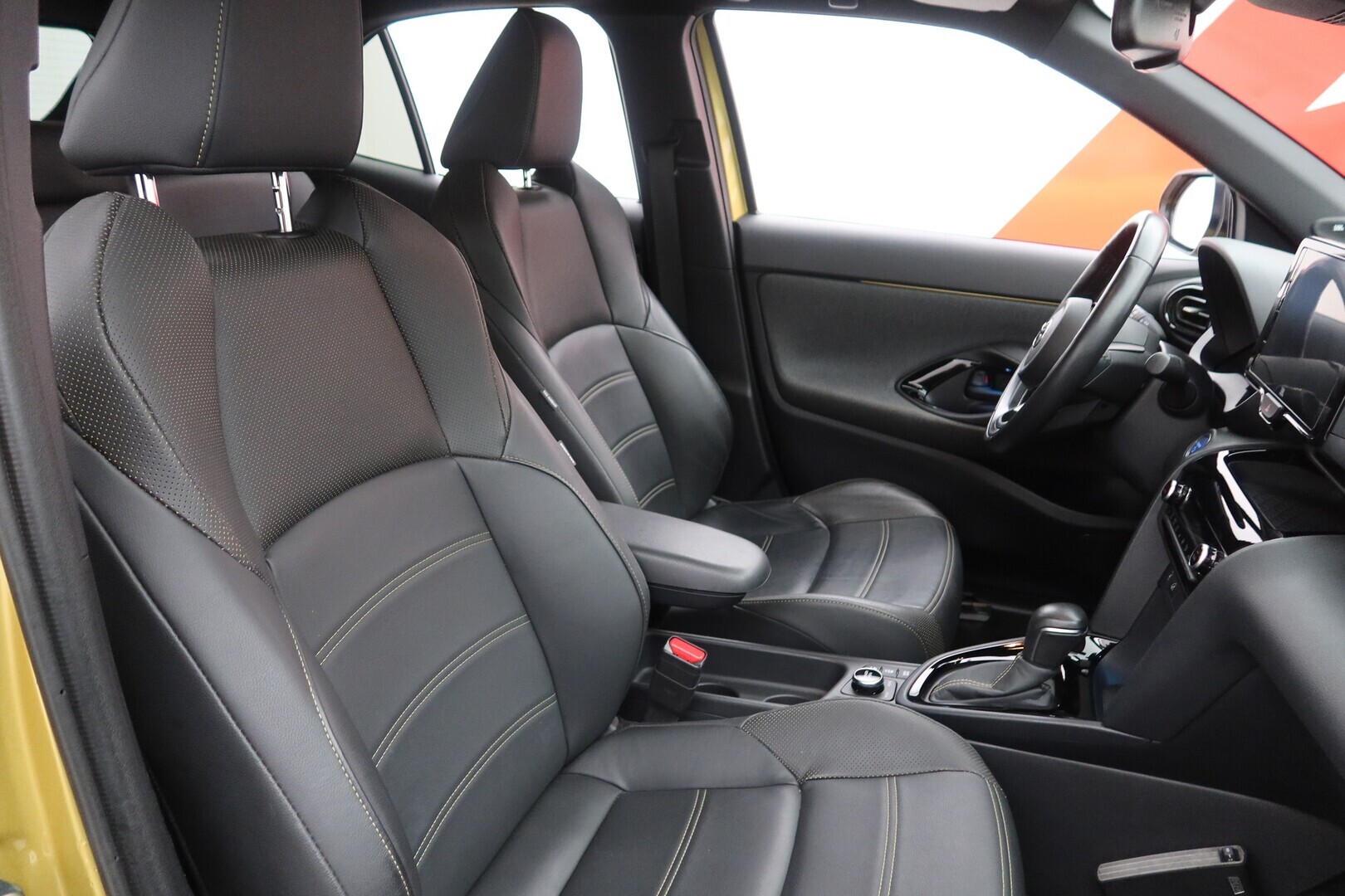 TOYOTA Yaris Cross 2021
