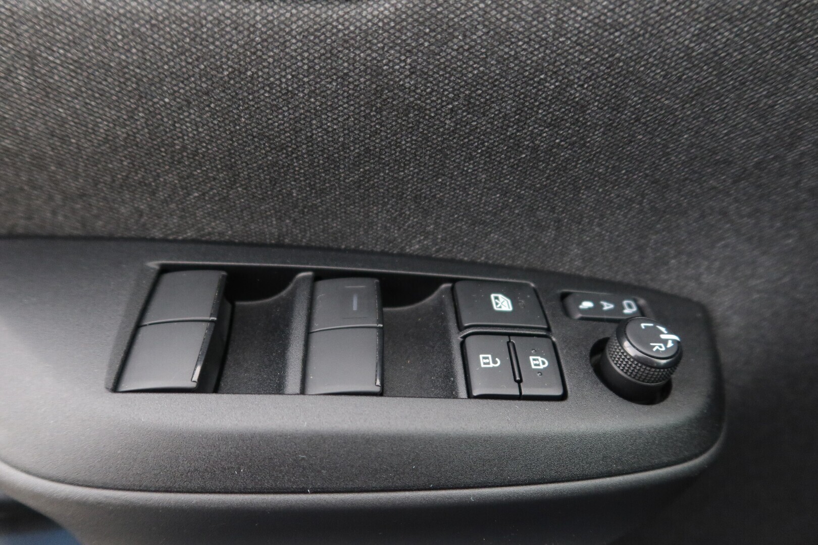 TOYOTA Yaris Cross 2021