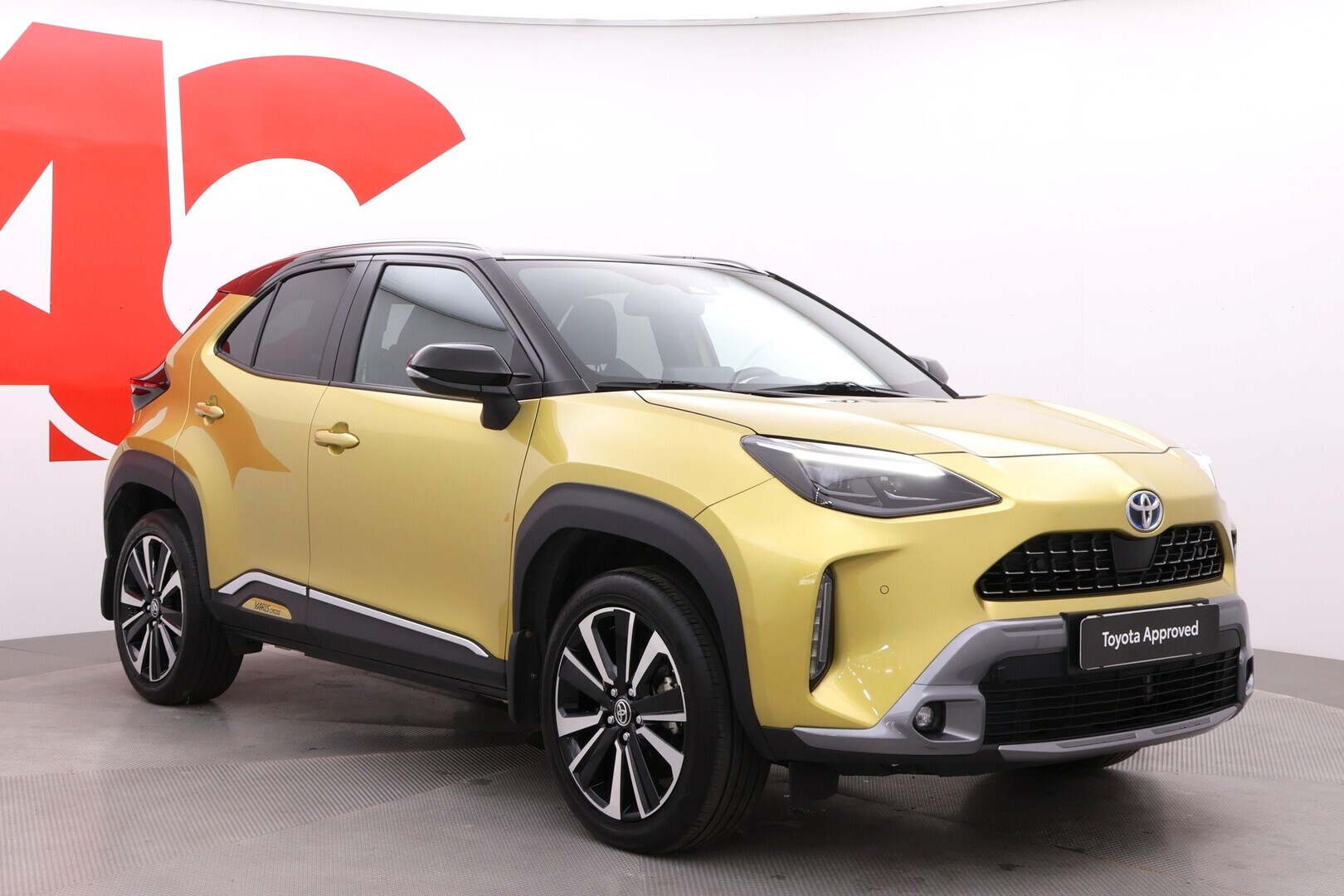 TOYOTA Yaris Cross 2021