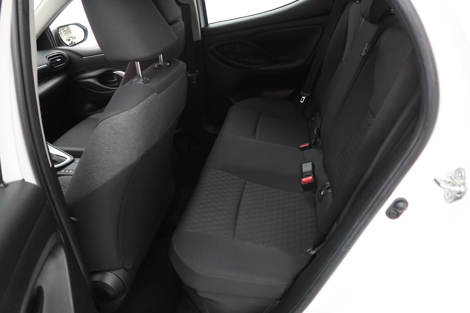 TOYOTA Yaris 2023