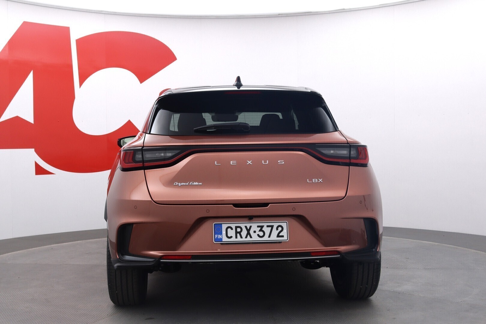 LEXUS LBX 2025