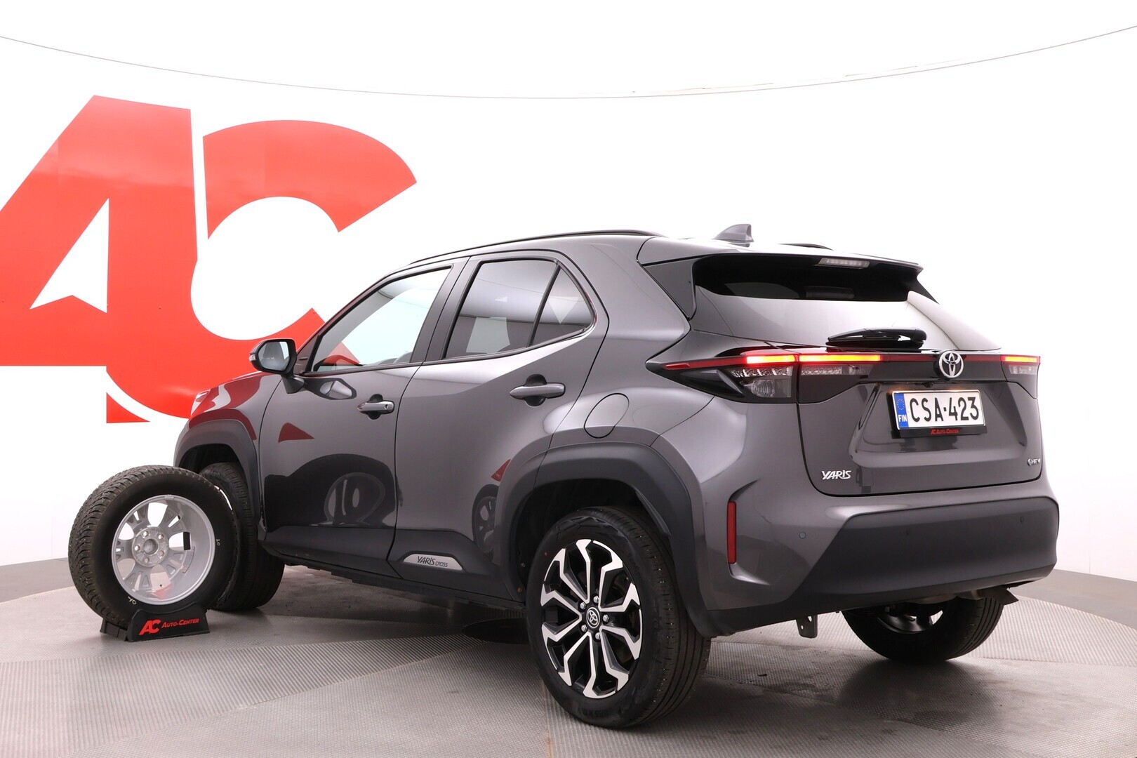 TOYOTA Yaris Cross 2024