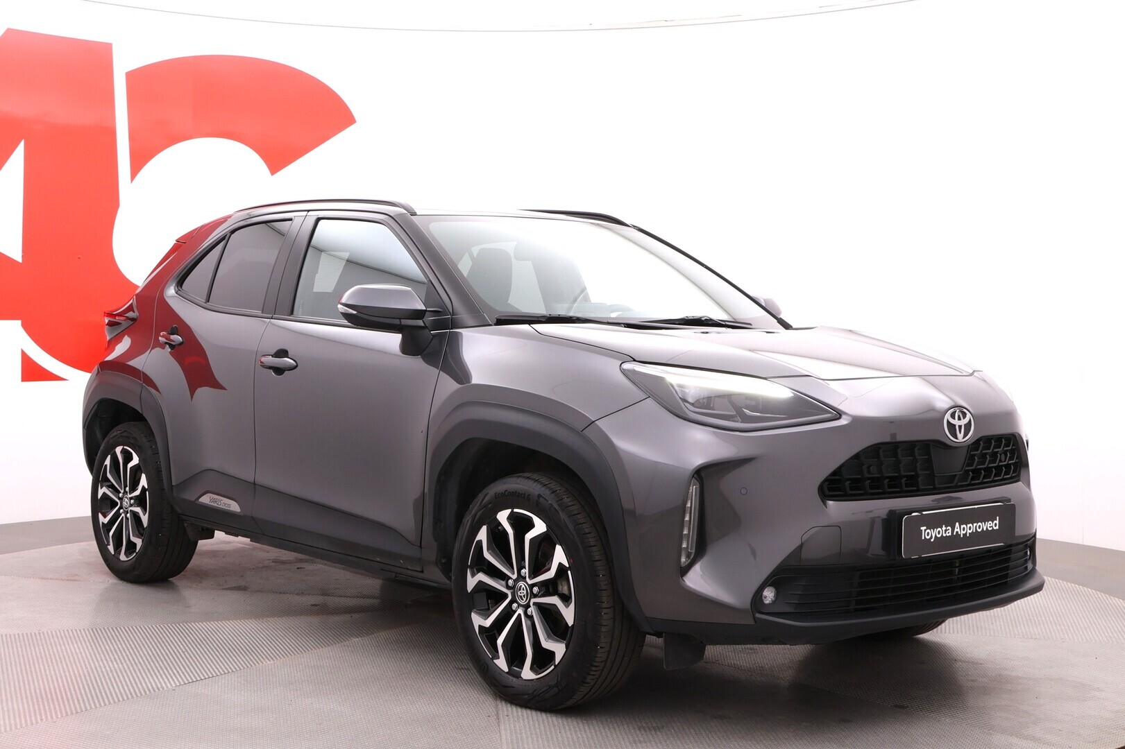TOYOTA Yaris Cross 2024
