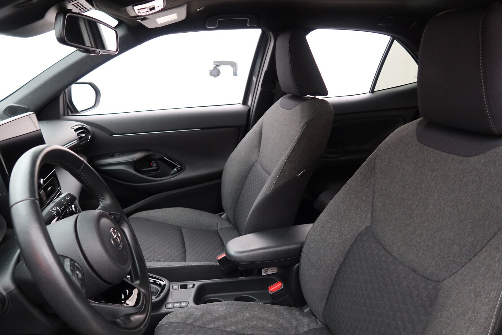 TOYOTA Yaris Cross 2024