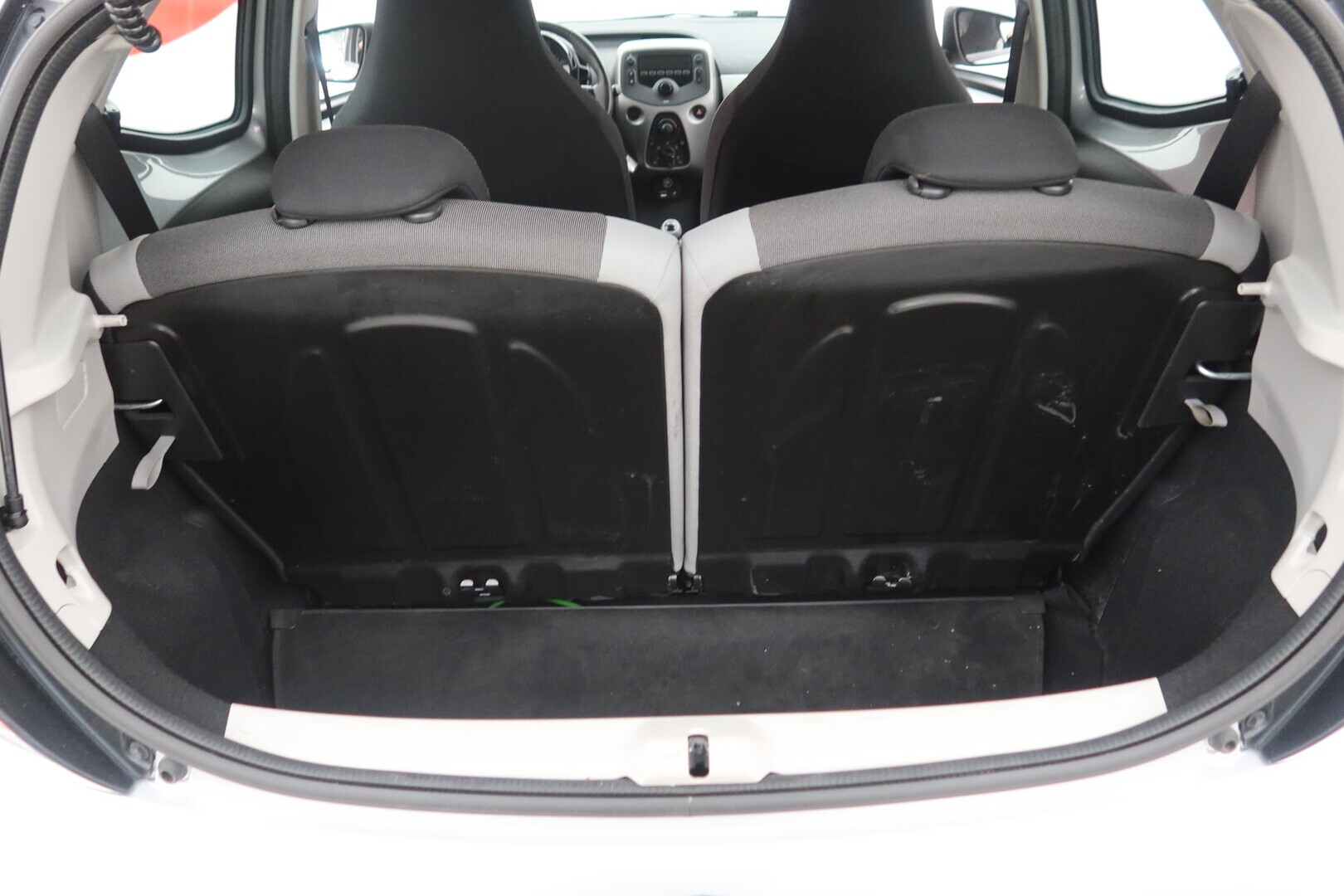 TOYOTA AYGO 2015