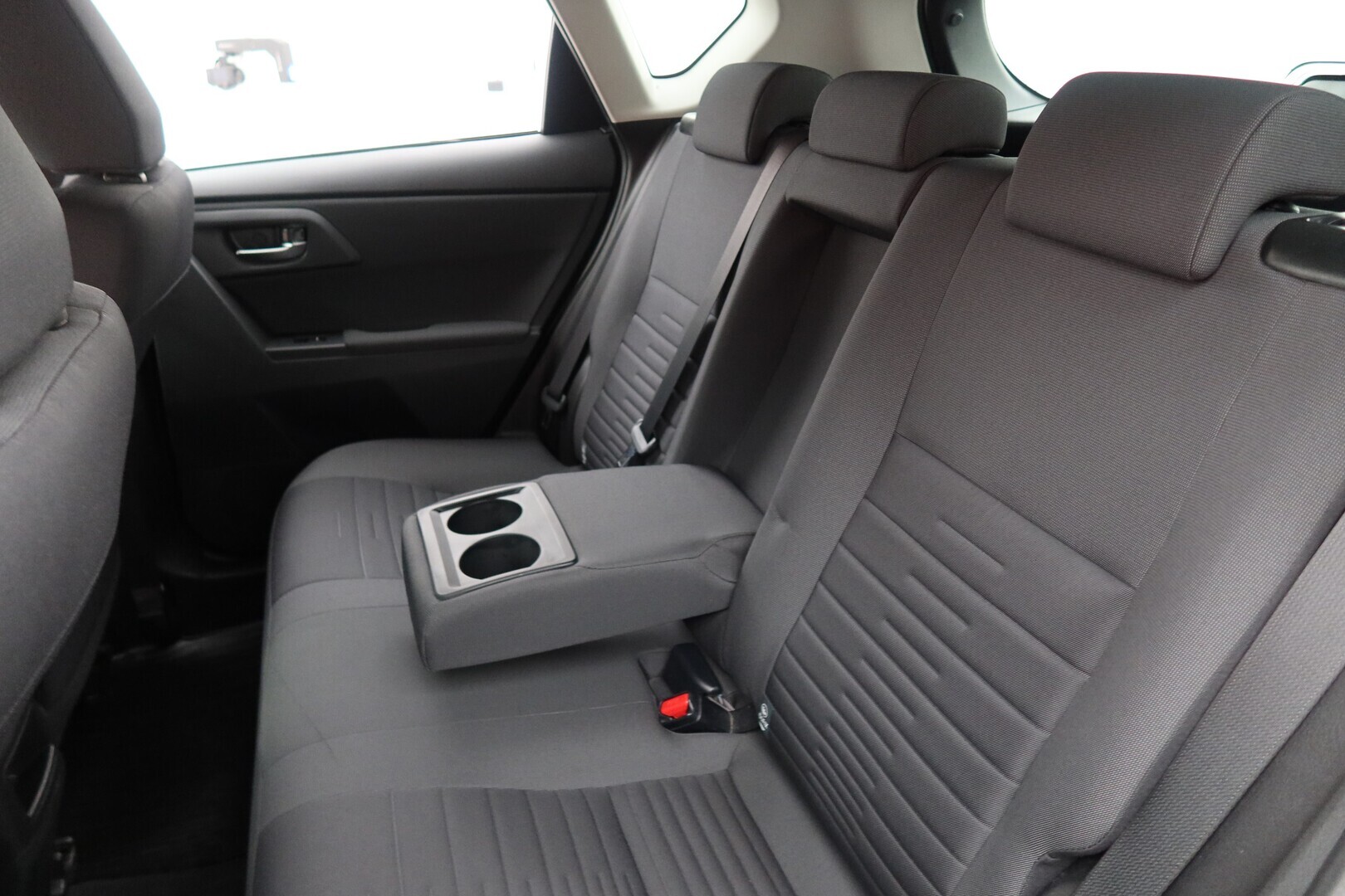 TOYOTA Auris 2015
