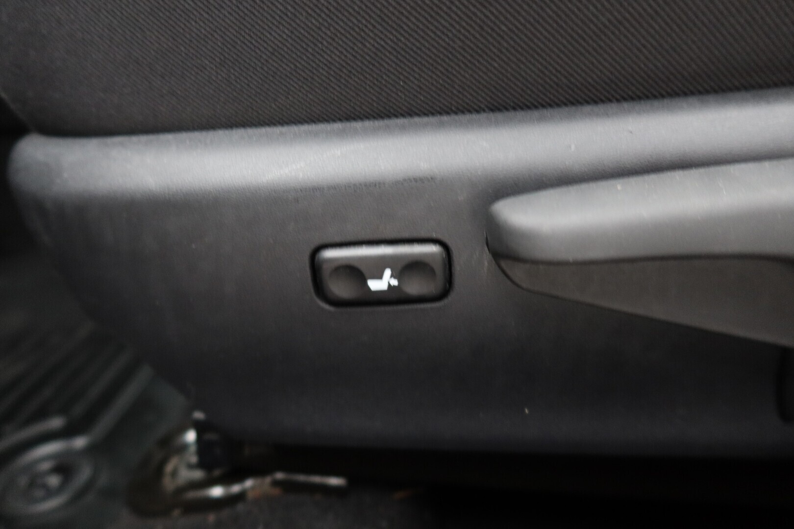 TOYOTA Auris 2015