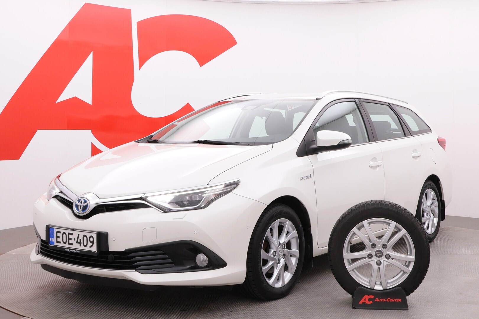 TOYOTA Auris 2016