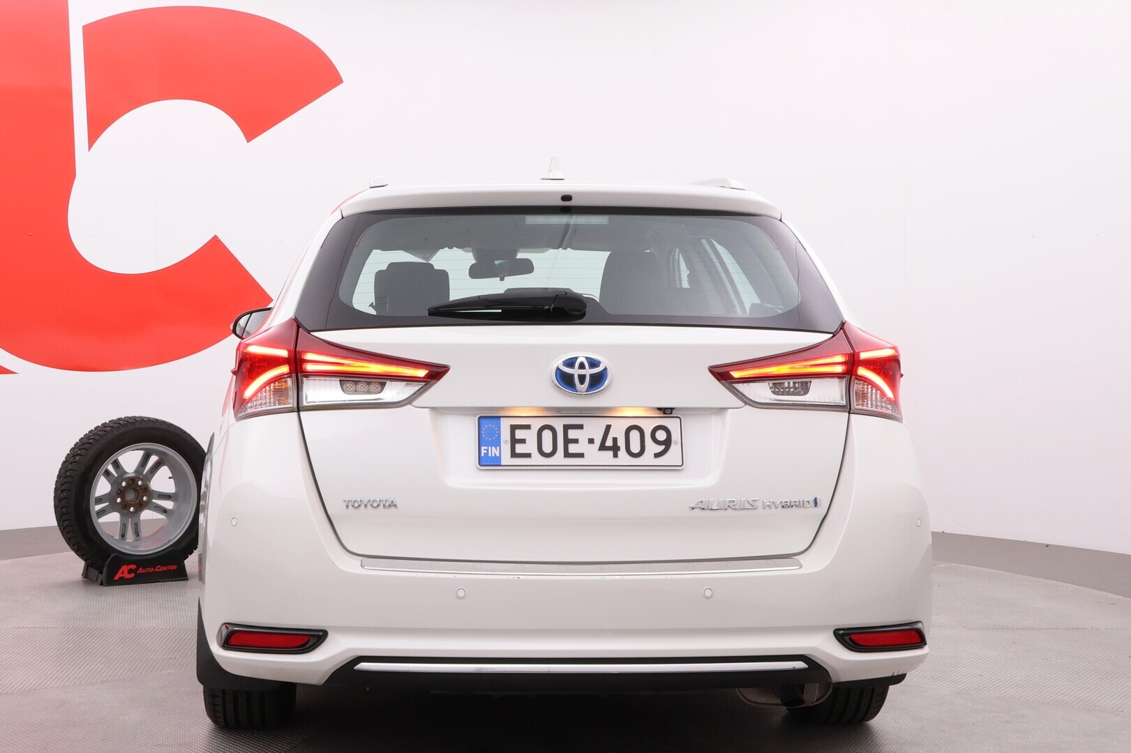 TOYOTA Auris 2016