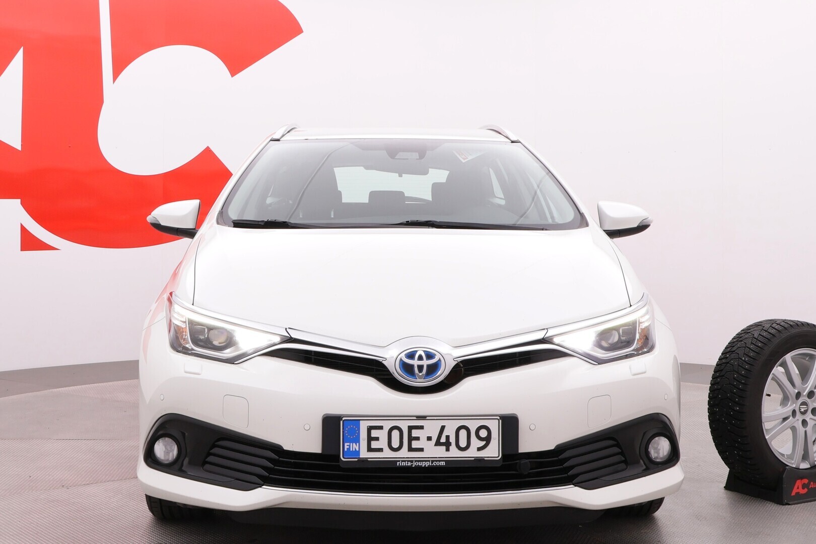 TOYOTA Auris 2016