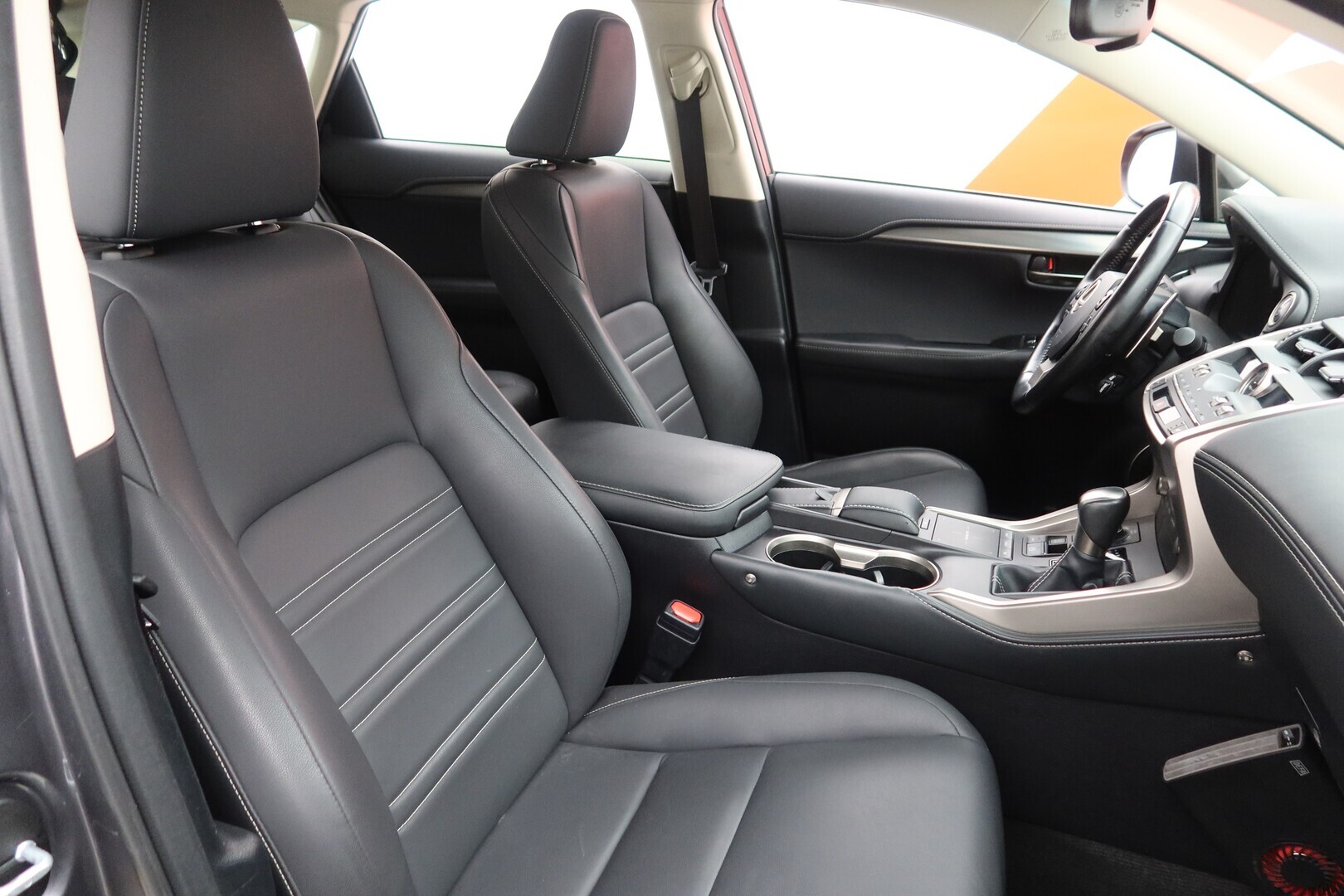 LEXUS NX 2019