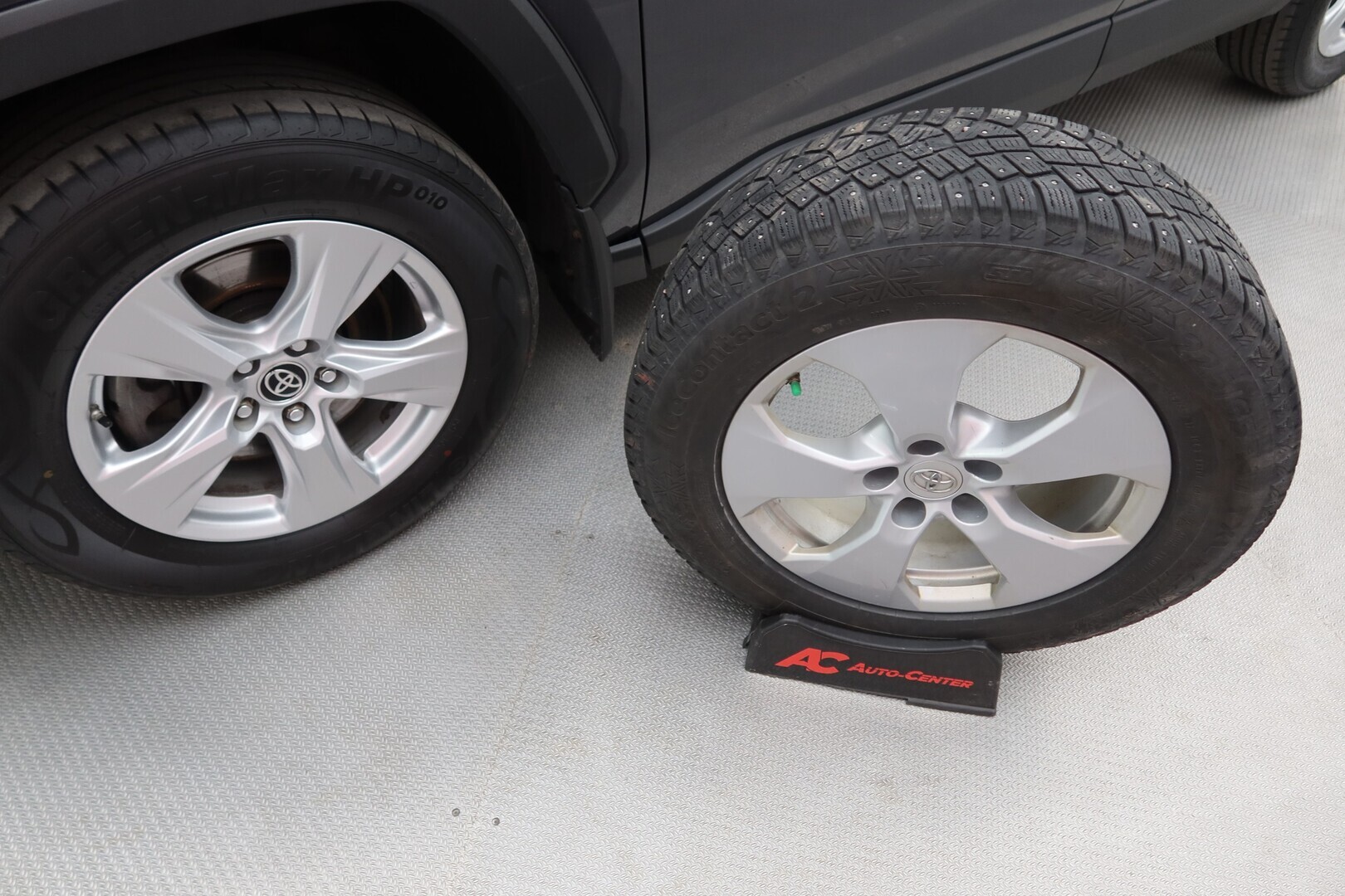 TOYOTA RAV4 2021
