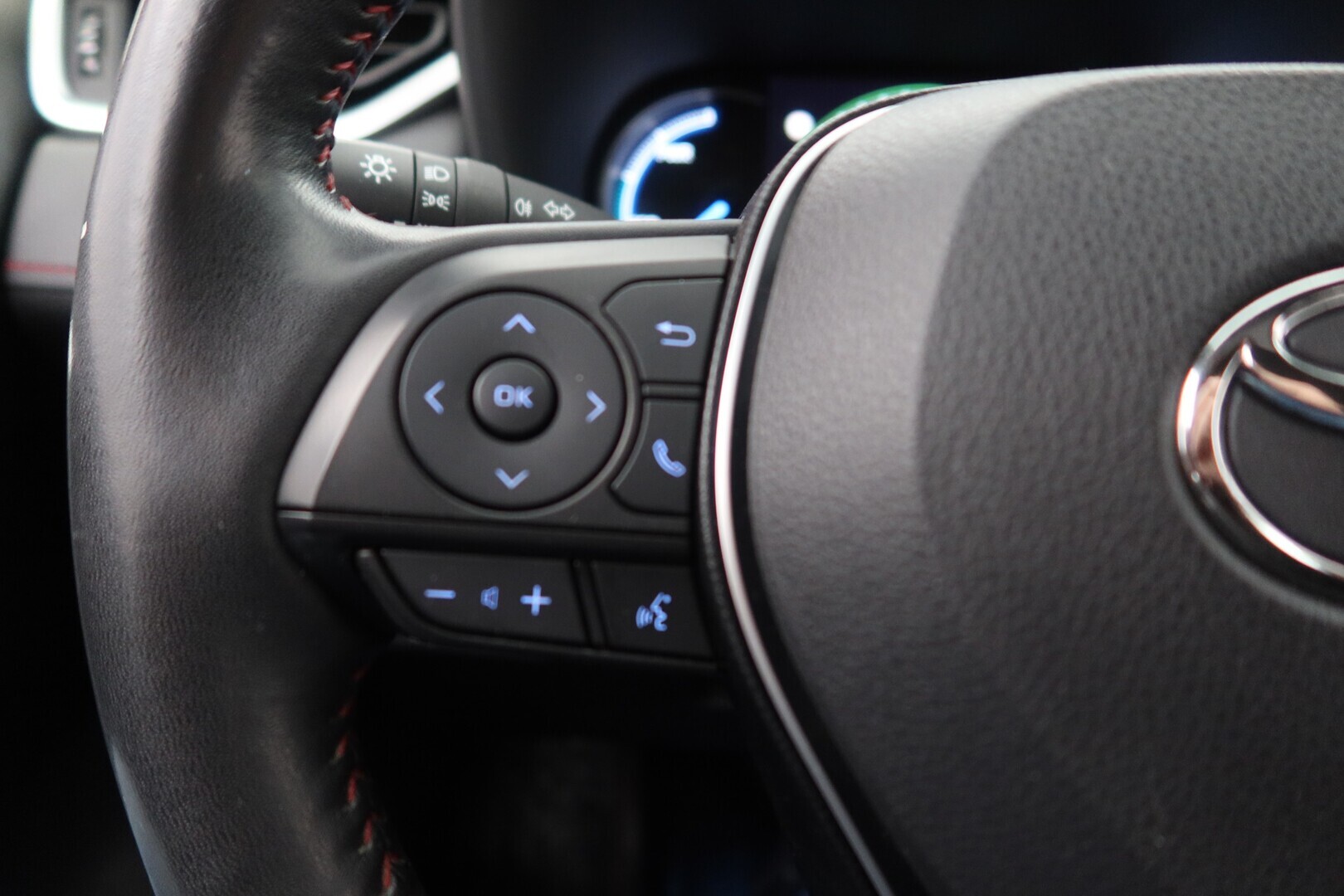 TOYOTA RAV4 Plug-in 2021