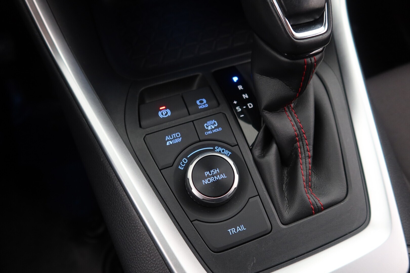 TOYOTA RAV4 Plug-in 2021