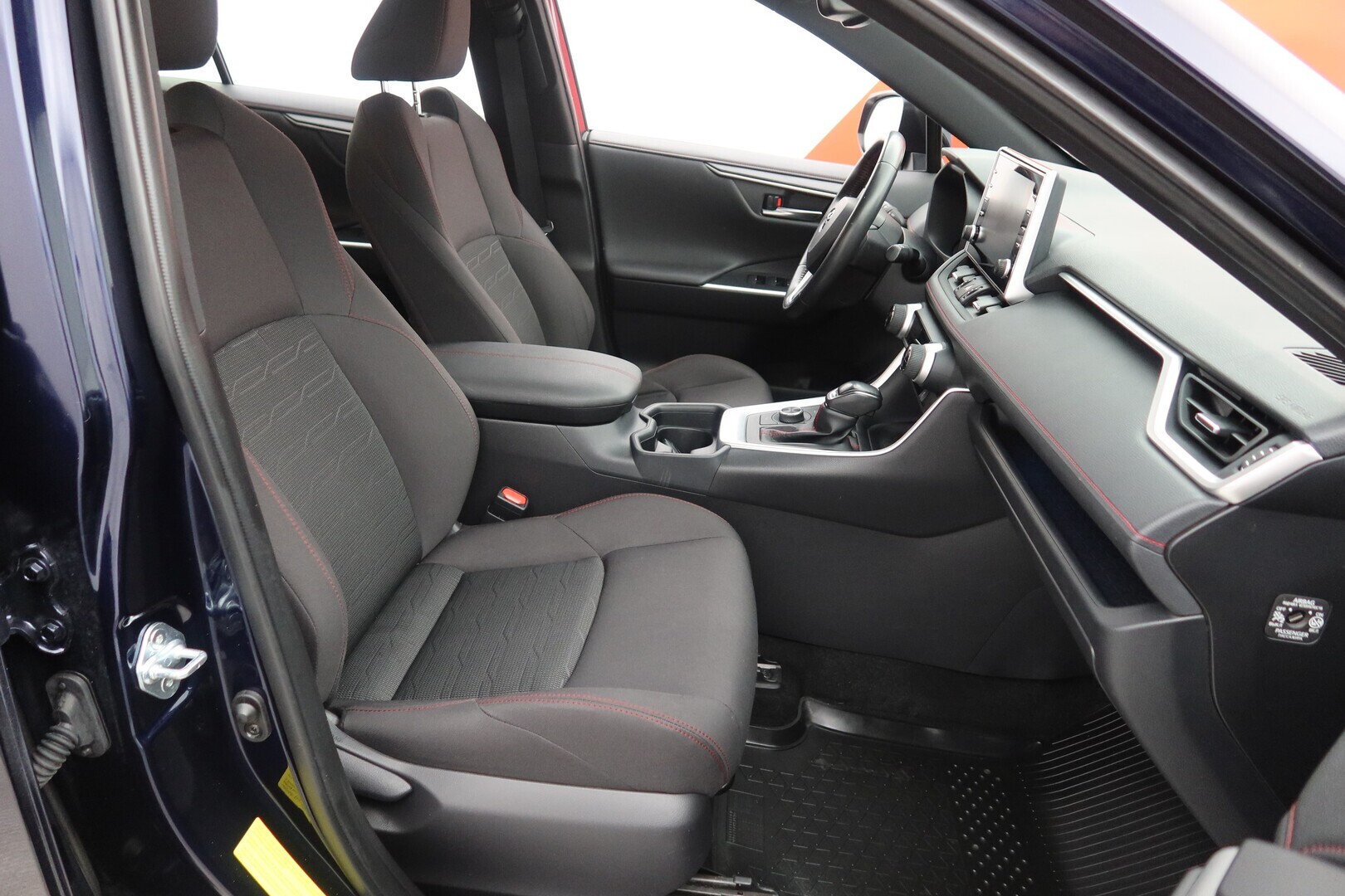 TOYOTA RAV4 Plug-in 2021