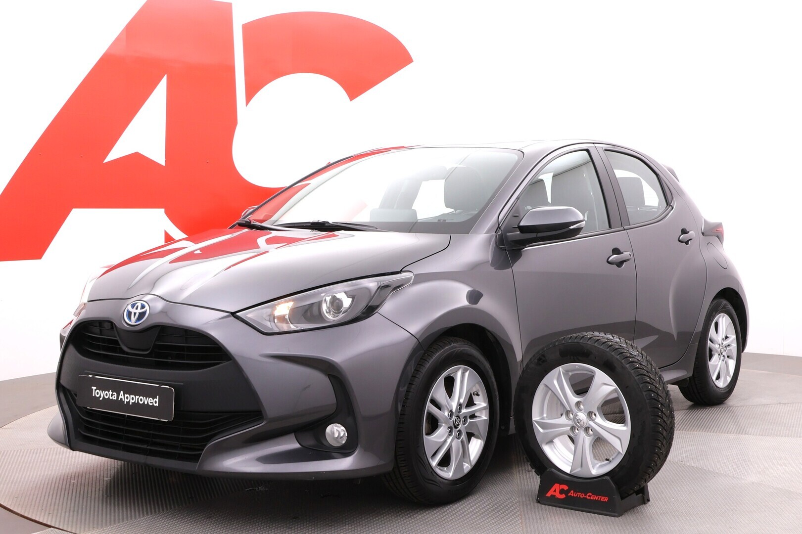 TOYOTA Yaris 2022