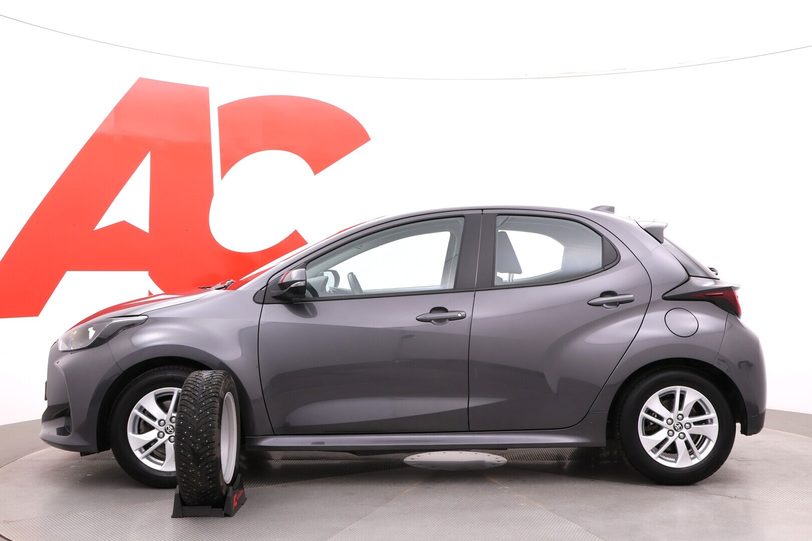 TOYOTA Yaris 2022