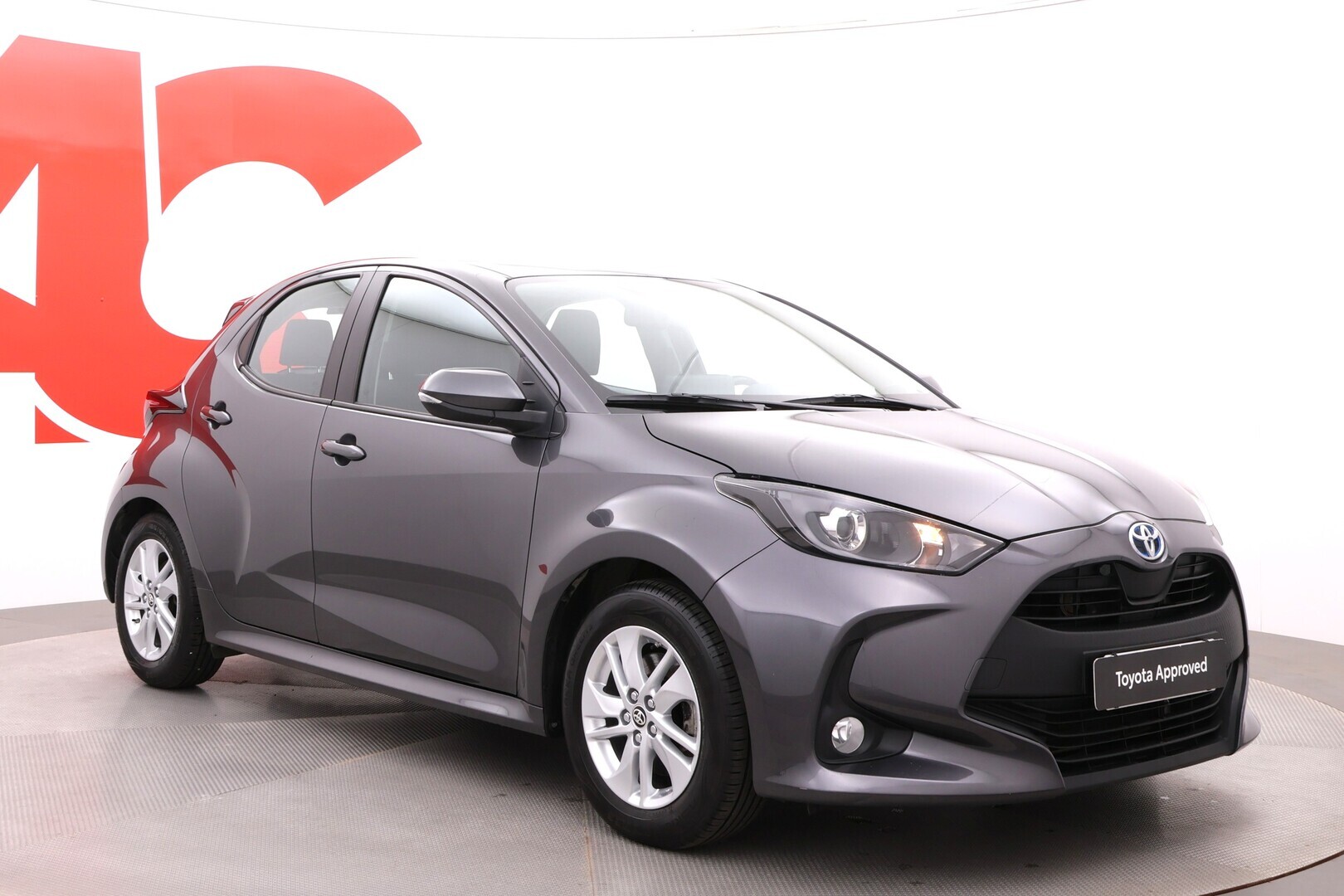 TOYOTA Yaris 2022