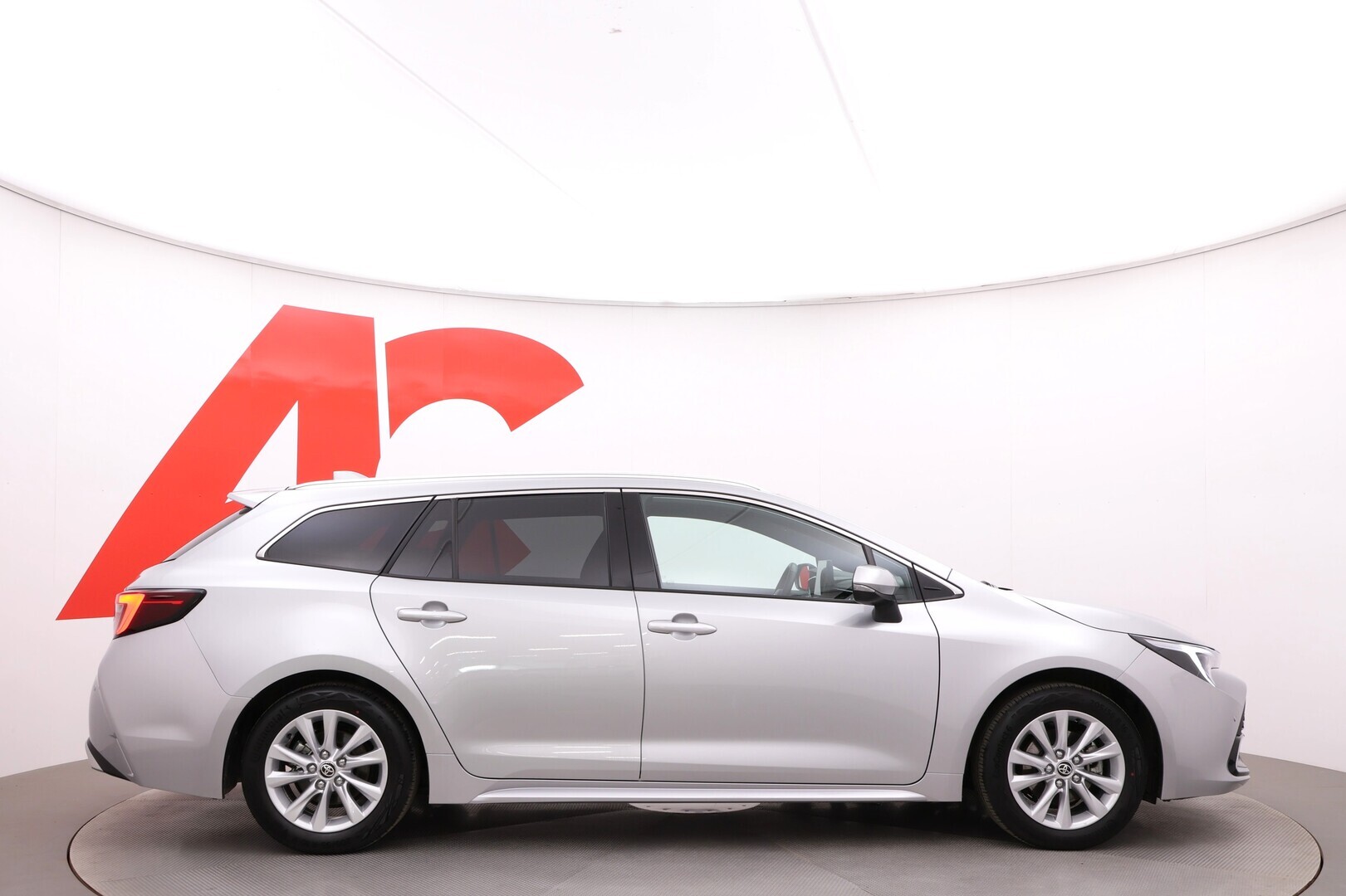TOYOTA Corolla 2024