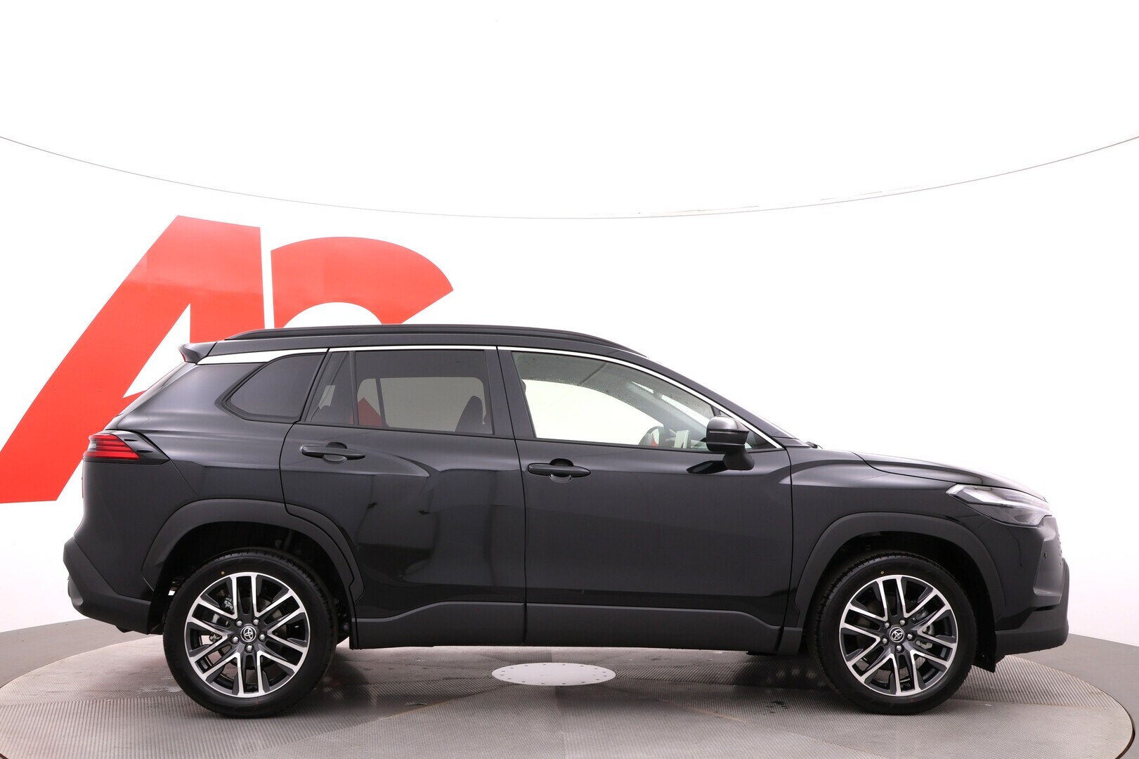 TOYOTA Corolla Cross 2025