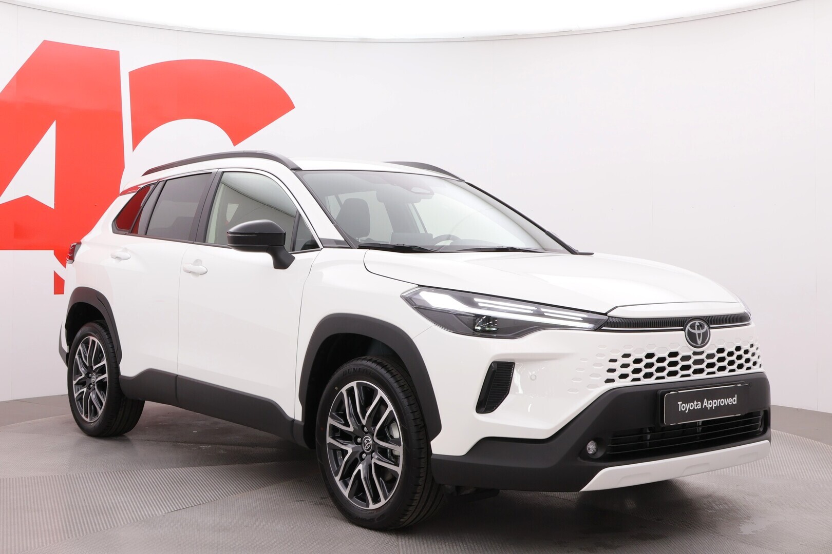 TOYOTA Corolla Cross 2026