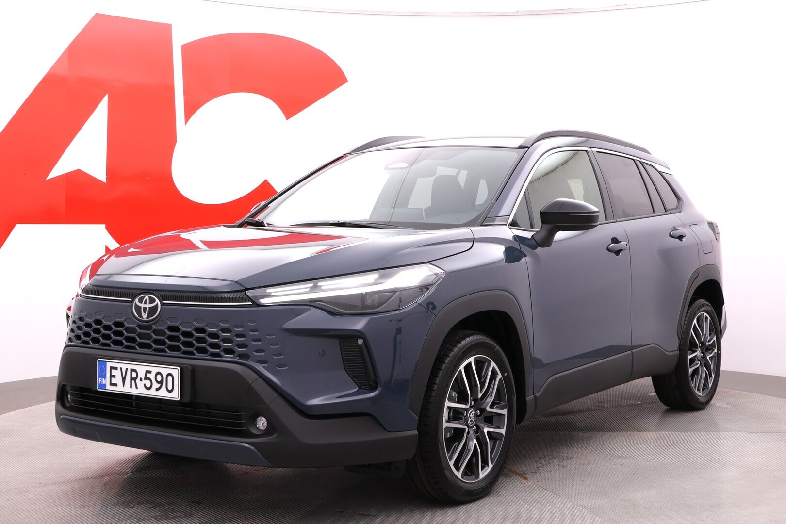 TOYOTA Corolla Cross 2025